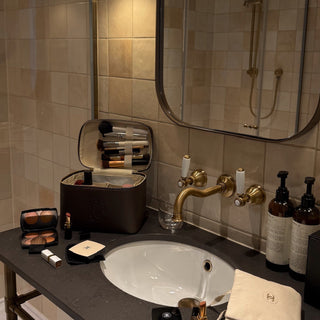 Monogram Vanity Case Espresso
