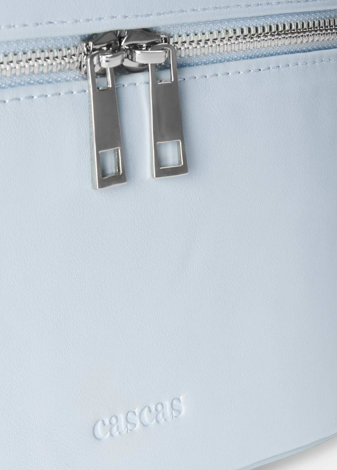 CASCAS ocean beauty case zipper detail blue vegan leather texture